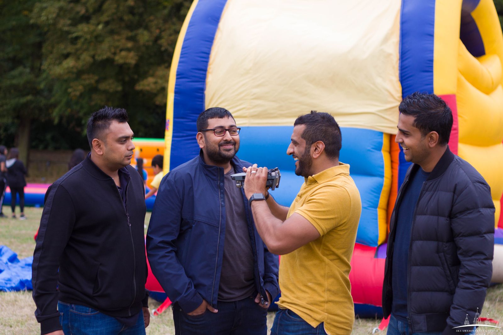 ©1987-2017 SKS Swaminarayan Temple East London